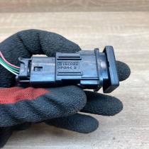 15C032 116 1C9D  ESP (stability program) switch Toyota Avensis T270