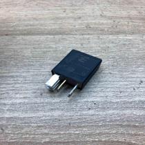 7M0951253C 95VW10K705EA  Other relay Audi A6 S6 C6 4F