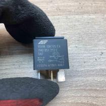 7M0951253C 95VW10K705EA  Other relay Audi A6 S6 C6 4F