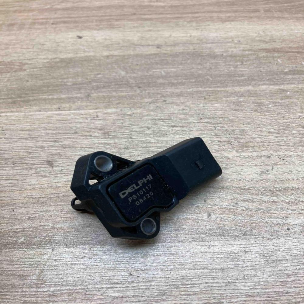PS10117 08420  Air pressure sensor Audi A3 S3 8P