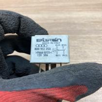 8D0951253  370 Other relay Audi A4 S4 B5 8D