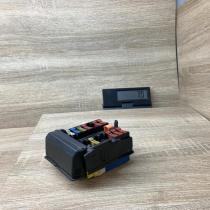 9608173180   Fuse module Peugeot 406