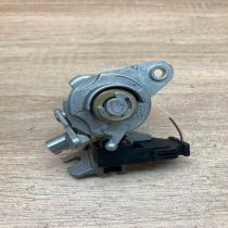8E0827573   Tailgate exterior lock Audi A6 S6 C6 4F