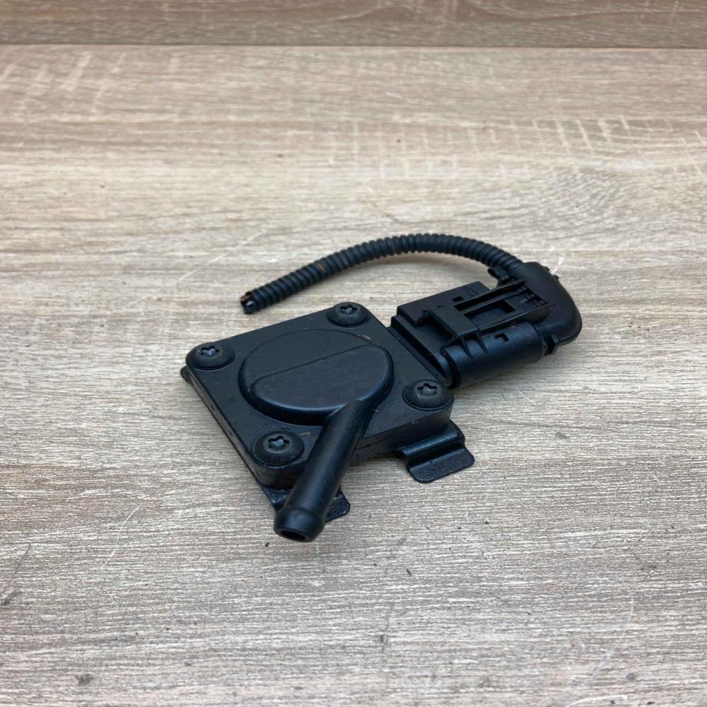 7789219 7792276  Exhaust gas temperature sensor BMW 5 E60 E61