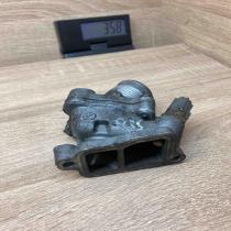 30777475   Thermostat housing Volvo S70  V70  V70 XC