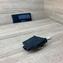 4E0820511 0132801323 260603 Air flap motor/actuator Audi A8 S8 D3 4E