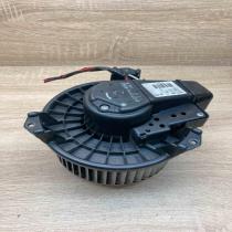 AV272700 8093  1M8 Heater fan/blower Toyota Avensis T270