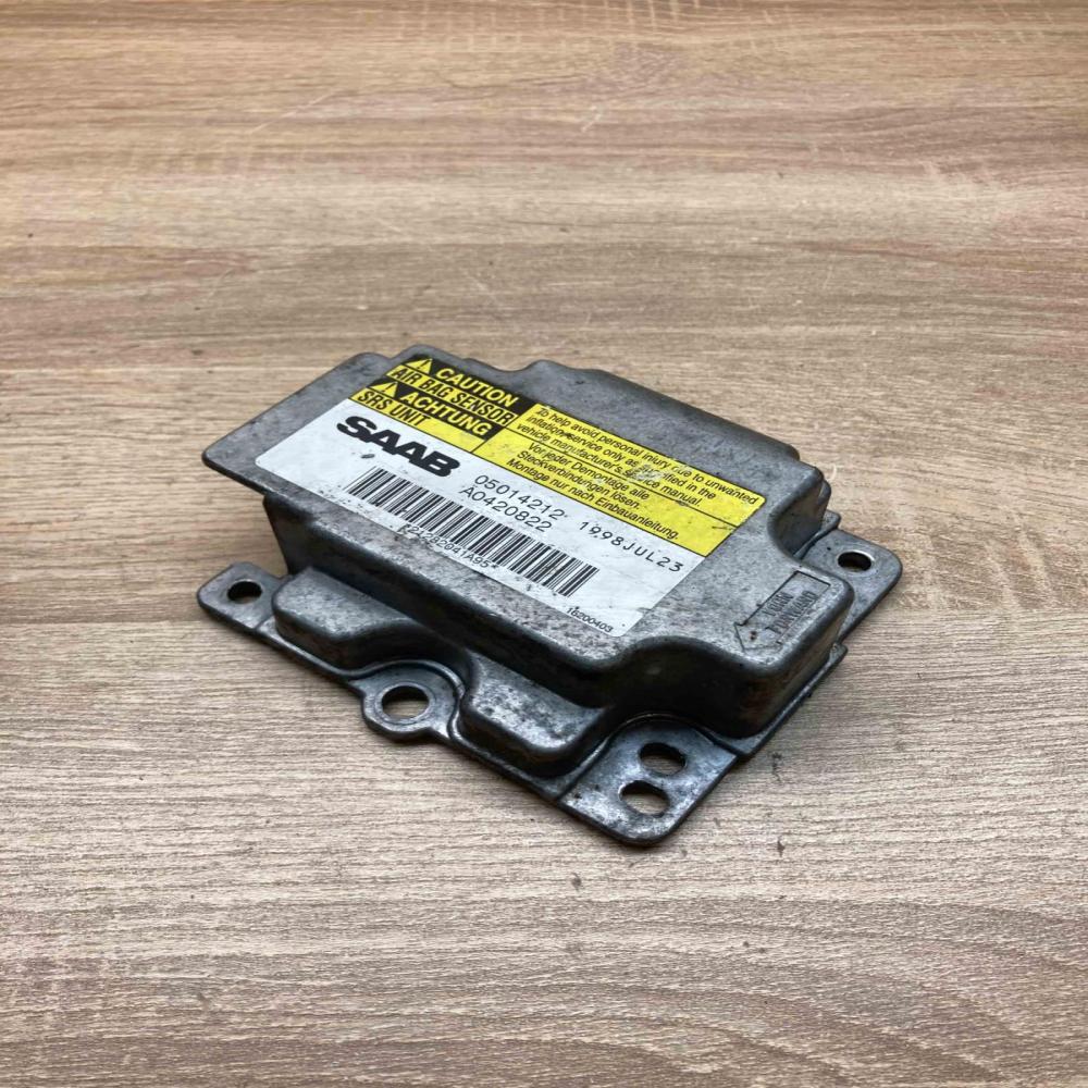 05014212 A0420822  Airbag control unit/module Saab 9-5