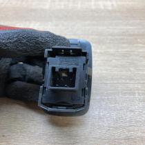 84801 0F030 B0 84810 0E010  Electric window control switch Toyota Corolla Verso