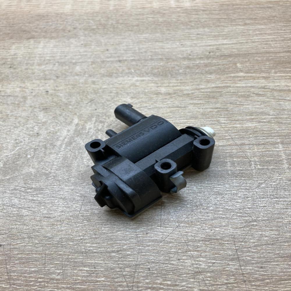 6985880   Fuel tank cap lock motor BMW 3 E90 E91