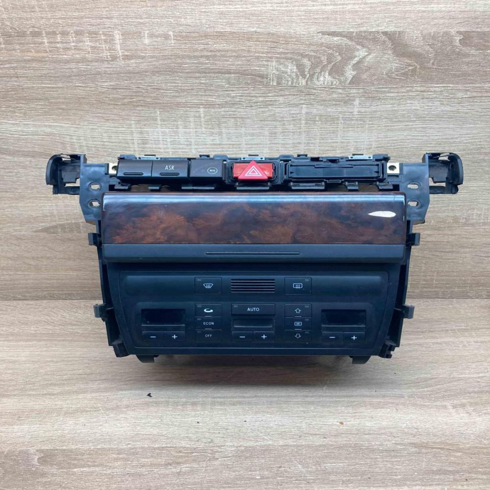 4B0035186B 4B0858005C  Radio/CD/DVD/GPS head unit Audi A3 S3 A3 Sportback 8P