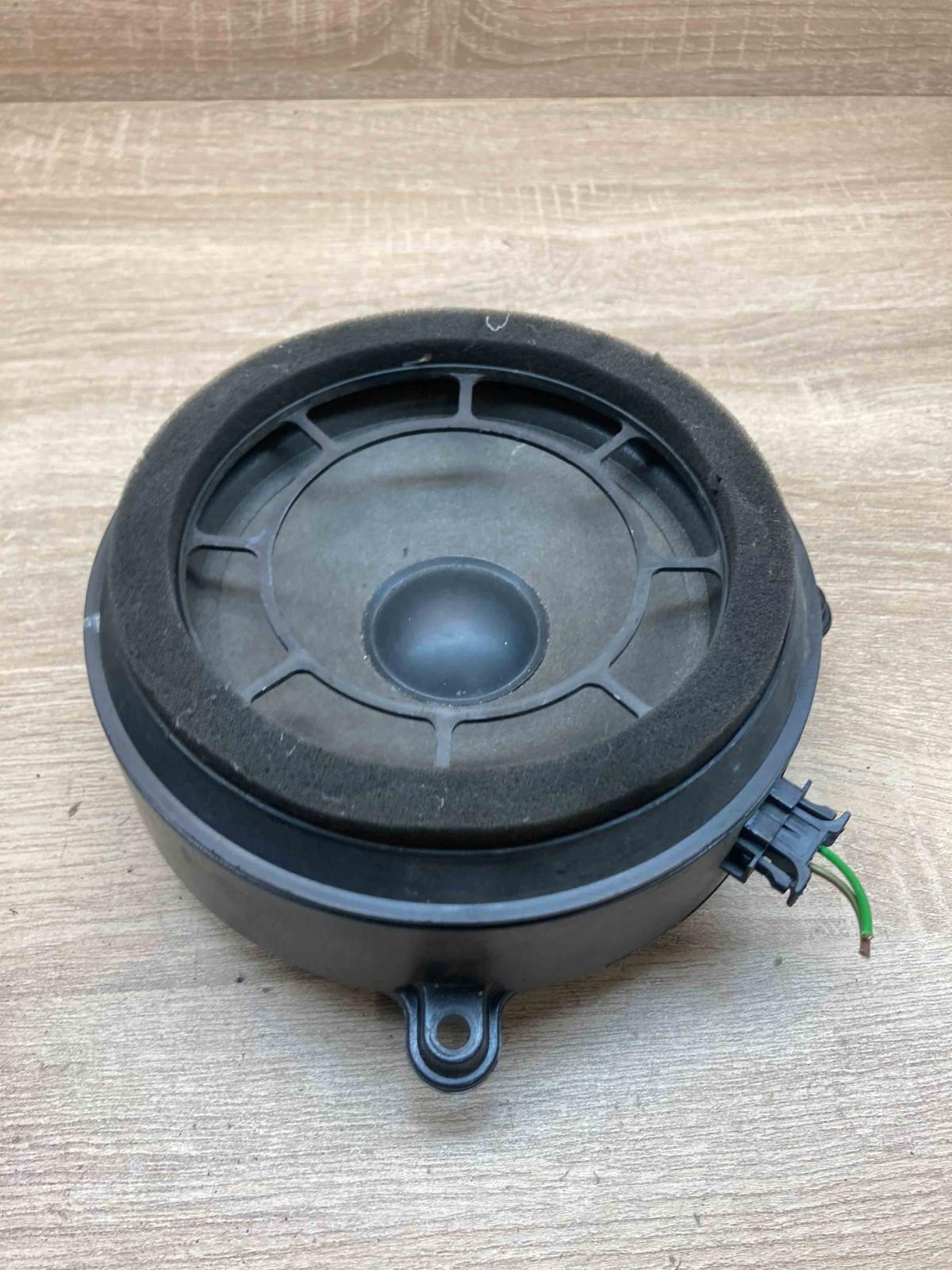 A2038201102   Front door speaker Mercedes-Benz C W203