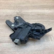 4F5827505C   Tailgate/trunk/boot lock/catch/latch Volkswagen PASSAT B6