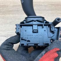 173654 84652 05170 L99 Wiper control stalk Toyota Avensis T250