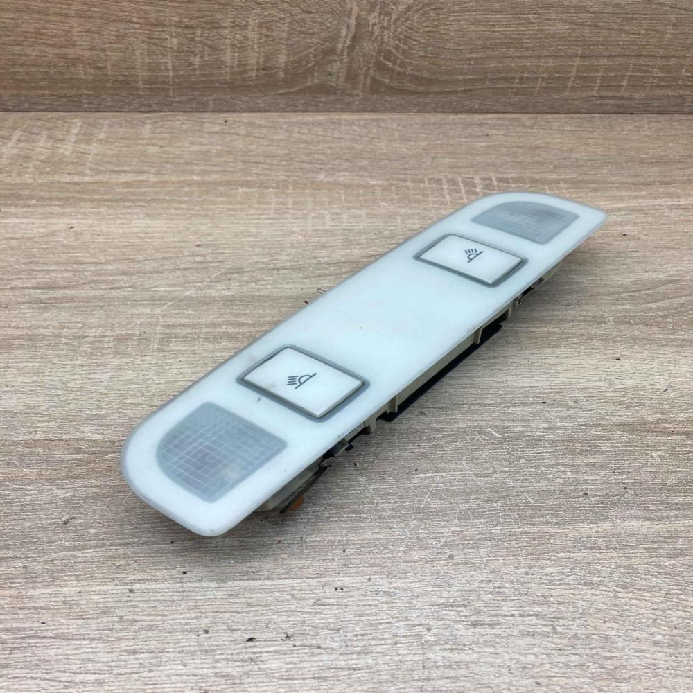 4F0947111   Rear seat light Audi A6 S6 C6 4F