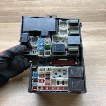 3M5T 14A067 BB 518804000  Fuse module Ford C-MAX I