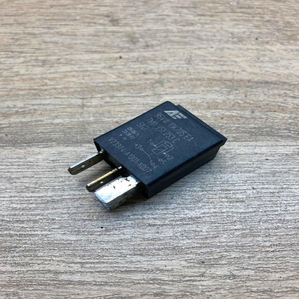 7M0951253C 95VW10K705EA  Other relay Seat Alhambra (Mk1)