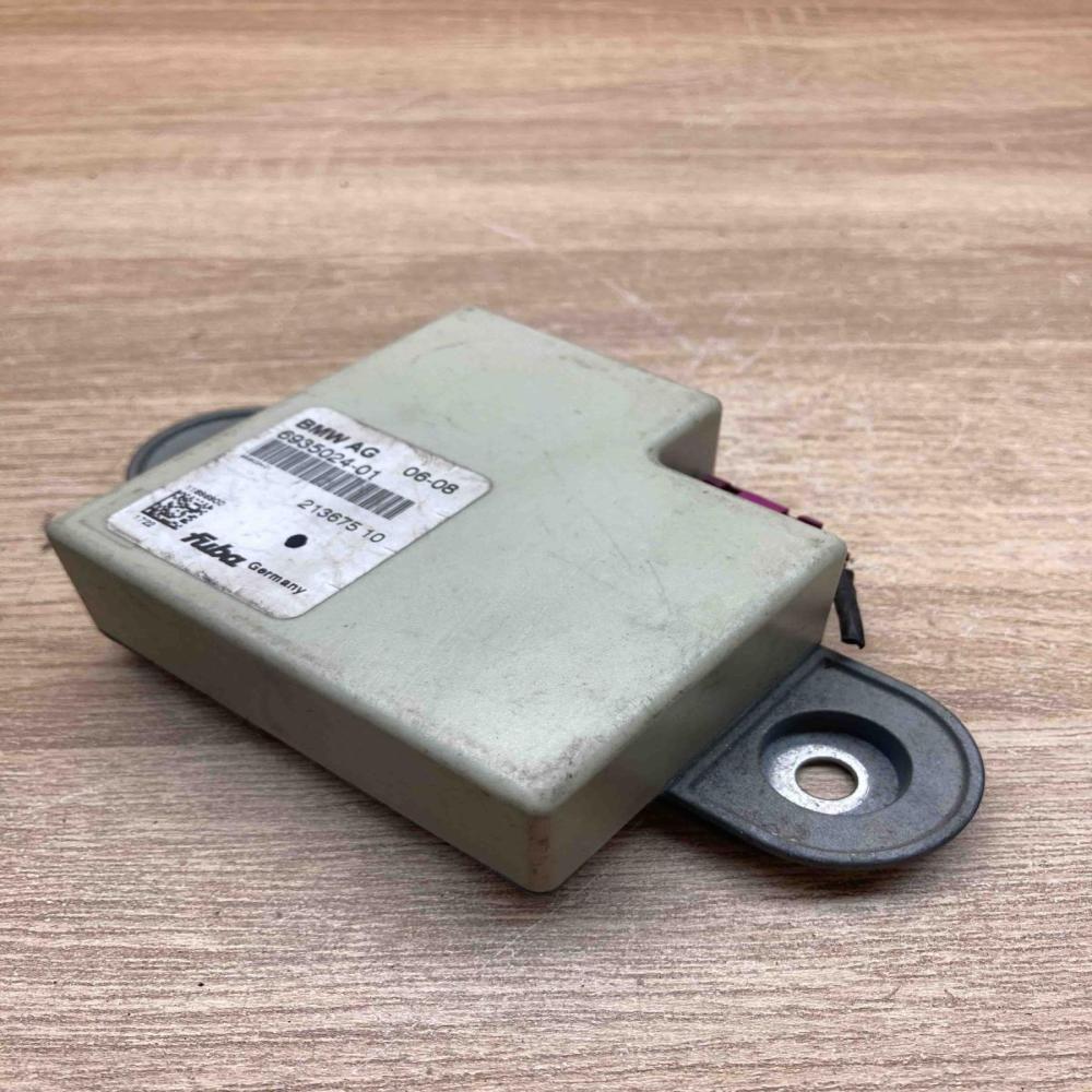 6935024 213675 10  Aerial antenna amplifier BMW 5 F10 F11