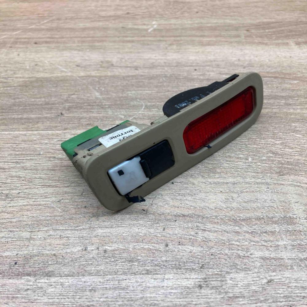 4E0959557 4E0962109A  Alarm switch Audi A8 S8 D3 4E