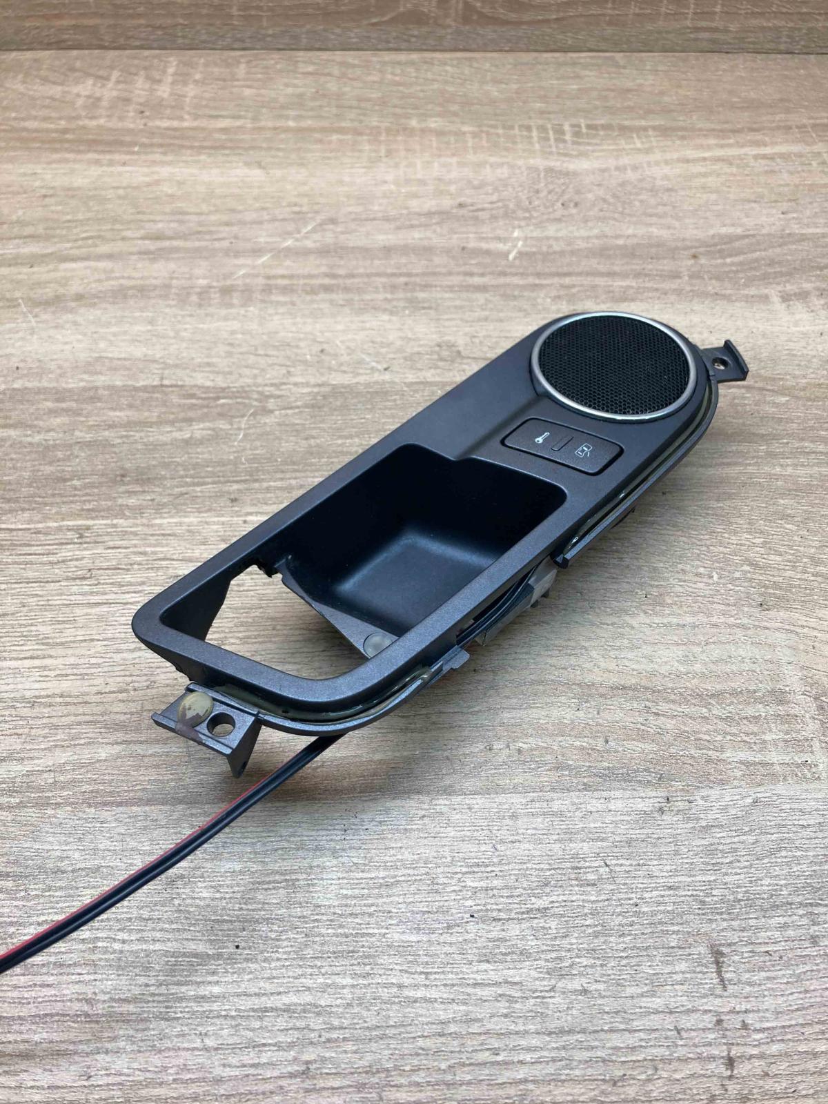 3D4839114E 3D0035411J  Front door interior handle Volkswagen Phaeton