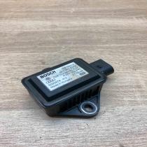 8E0907637A 0265005245 412 ESP acceleration yaw rate sensor Audi A4 S4 B6 8E 8H