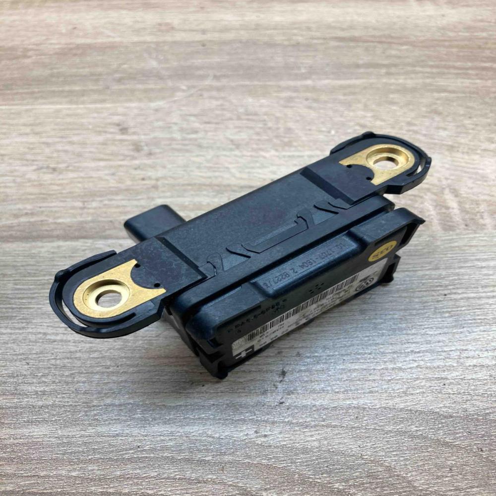 7H0907652A 101701 03673  ESP acceleration yaw rate sensor Volkswagen Transporter