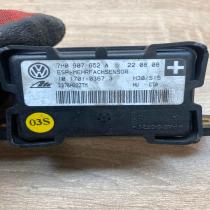 7H0907652A 101701 03673  ESP acceleration yaw rate sensor Volkswagen Transporter