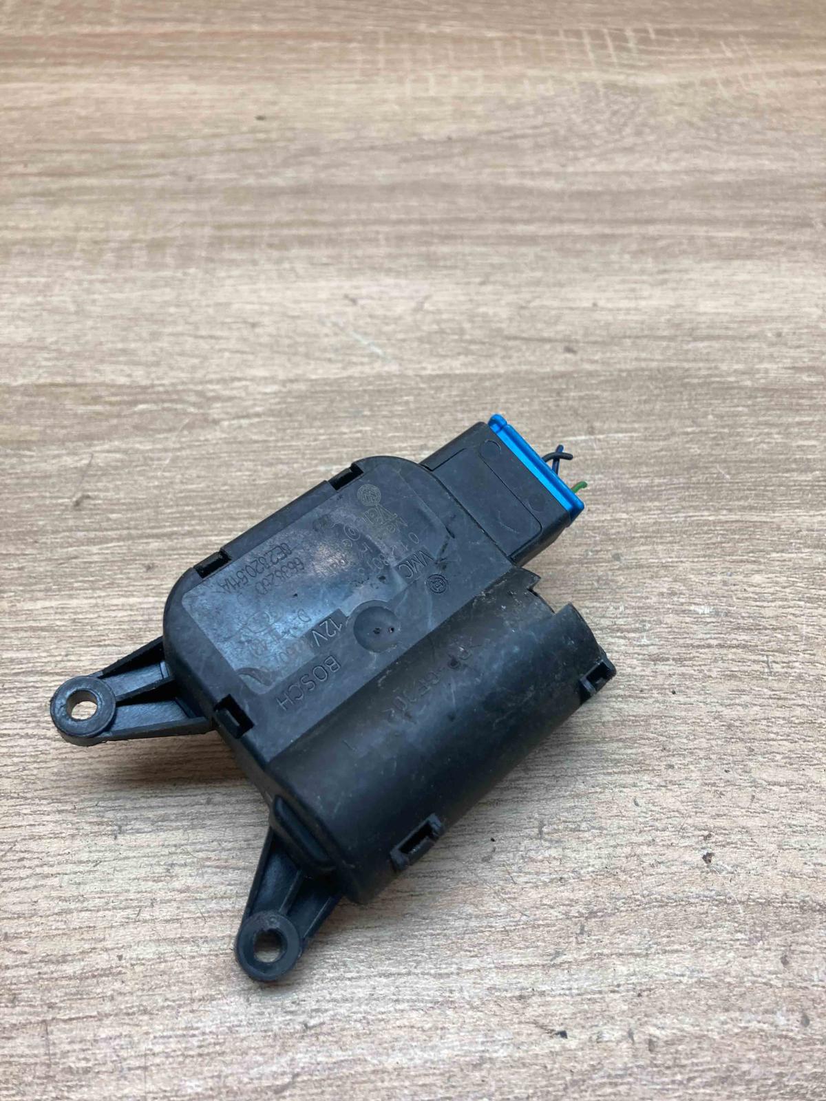8E2820511A 0132801306  Air flap motor/actuator Audi A4 S4 B7 8E 8H