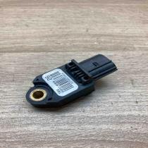 89831 05040 0250015466 26 Airbag deployment crash/impact sensor Toyota Avensis T