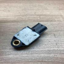 89831 05040 0250015466 26 Airbag deployment crash/impact sensor Toyota Avensis T