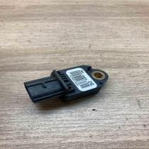 89831 05040 0250015466 26 Airbag deployment crash/impact sensor Toyota Avensis T