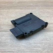 4F0820511B 0132801369  Air flap motor/actuator Audi A6 S6 C6 4F