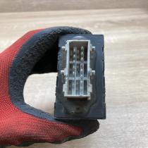 9625286880   Coolant fan relay Peugeot 806