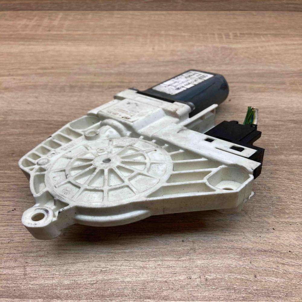 4F0959802B 110 997009 105  Front door window regulator motor Audi A6 S6 C6 4F