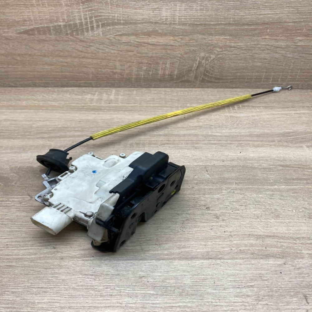 4F0839015A  JA6 Rear door lock Audi A6 S6 C6 4F
