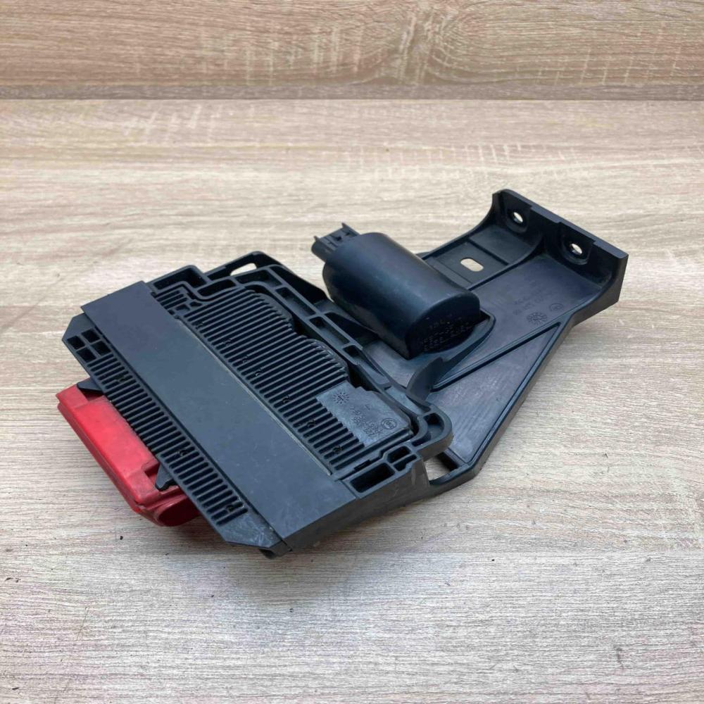 9659953180   Fuse module Citroen C5
