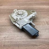 0536010002 06303 310  Rear door window regulator motor Land Rover Range Rover Sp