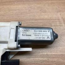 4L0959802B 1036 989719 200 A Front door window regulator motor Audi Q7 4L