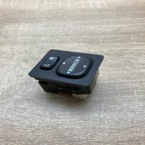 183574 769746B  Wing mirror switch Toyota Avensis T250