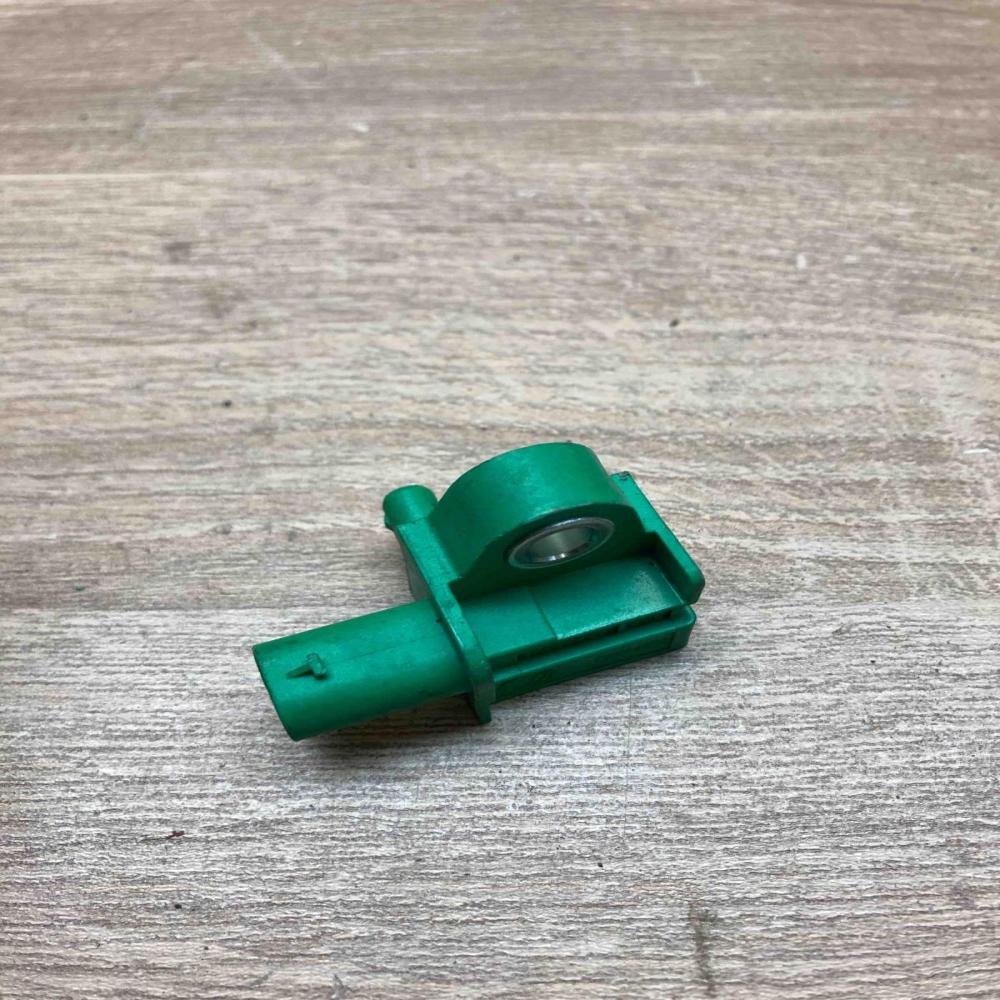 5K0959351 5WK4000  Airbag deployment crash/impact sensor Volkswagen Golf VI