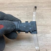 4E0949137   Sensor Audi A8 S8 D3 4E