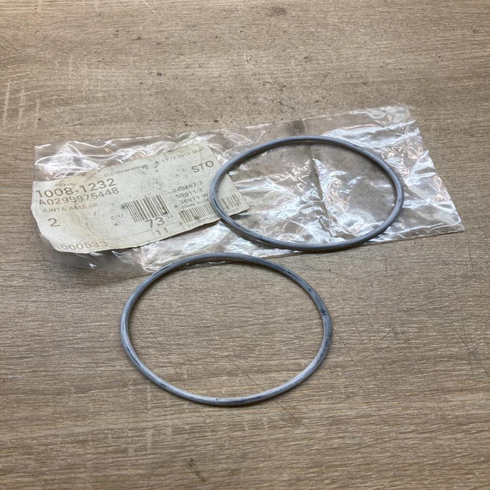 A0299975448   Oil filter cover Mercedes-Benz GL X166