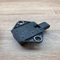 8E0907637A 0265005245  ESP acceleration yaw rate sensor Audi A4 S4 B6 8E 8H