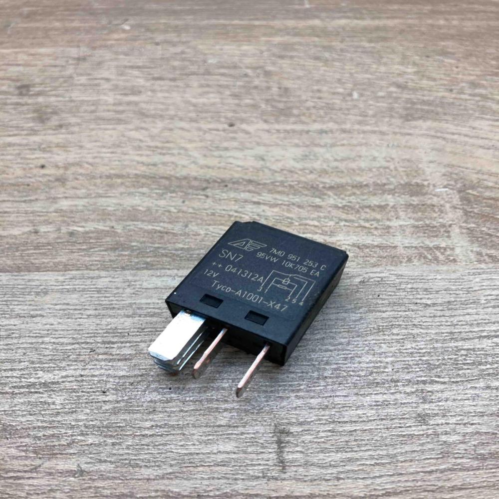 7M0951253C 95VW10K705EA SN7 Other relay Seat Alhambra (Mk1)