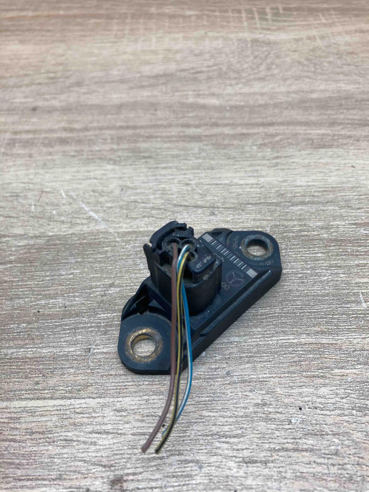 0045423518   Airbag deployment crash/impact sensor Mercedes-Benz A W168