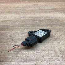 5H2Z 14A686 BA YDB500141  Airbag deployment crash/impact sensor Land Rover Range