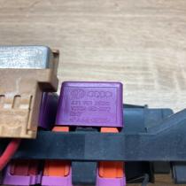 4E0937503B 431951253G  Fuse box set Audi A8 S8 D3 4E