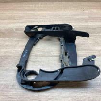 7013701 7013701 1  Front door exterior handle/bracket BMW 7 E65 E66