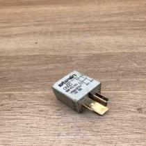 8D0951253   Other relay Volkswagen PASSAT B5.5