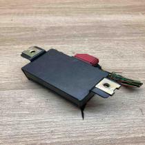 4B0951173 7480101 01  Alarm control unit/module Audi A3 S3 8L